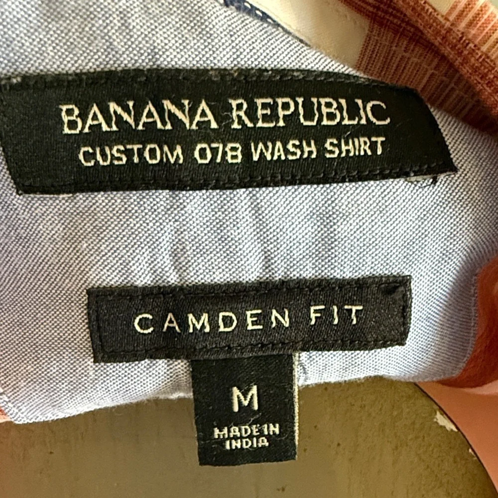 E Banana Republic Men's Medium Red Pink and White Checkered Shirt Camden Fit